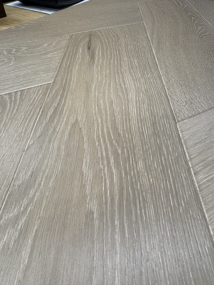 Инженерная доска  Итальянская елка Дуб Прайм Diamond Sugar лак 530х150х14\3